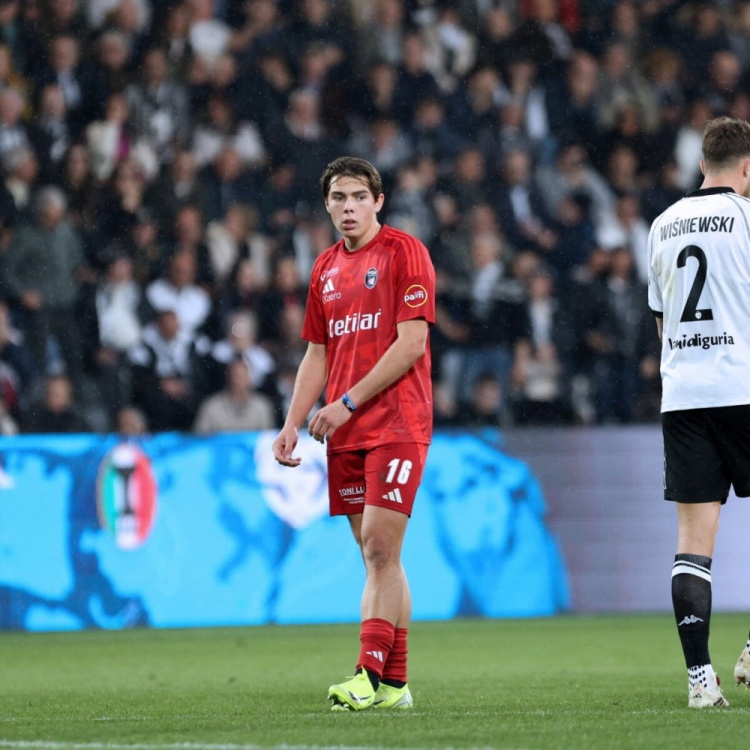 羅體：布馮的兒子路易斯在捷克U18隊打進首球，4-1戰(zhàn)勝法國U18