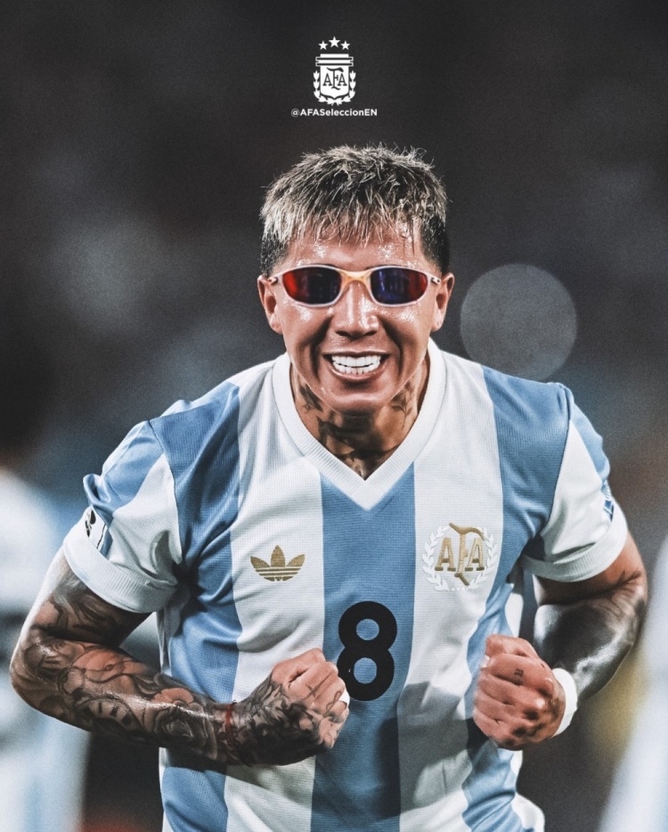 傳射建功！阿根廷隊社媒為恩佐P上墨鏡