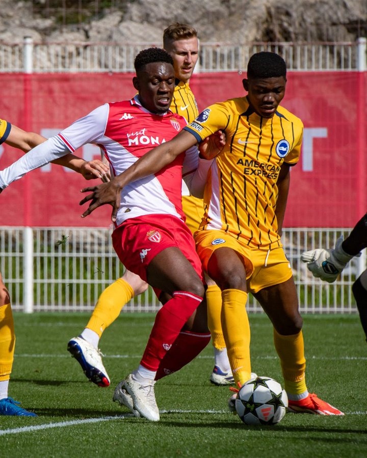 還是挺猛！巴洛貢傷愈復出，預備隊友誼賽半場戴帽