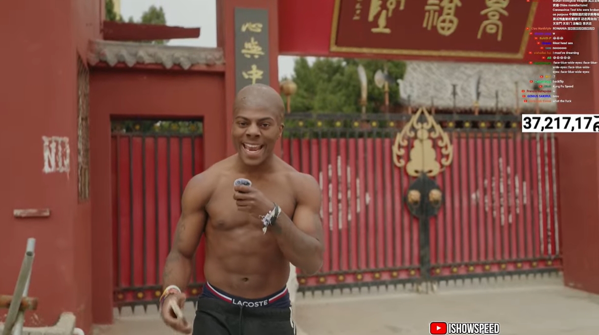 光頭造型！Speed中國行來到鄭州少林寺，上香拜佛學功夫