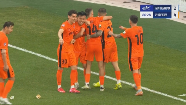 玉昆4-2領先新鵬城！杜加利奇冒頂，徐宏杰得球抽射破門
