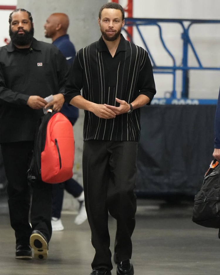 庫里曬過去一周隨筆：為阿耶莎慶生 與維金斯暢聊