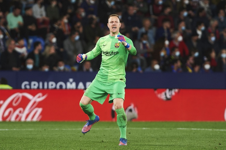 西媒：特爾施特根恢復(fù)情況順利，即將恢復(fù)合練有望賽季末重返賽場