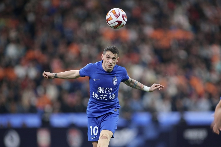 斯基拉：中超舊將斯坦丘接近免簽加盟熱那亞，合同期限到2027年