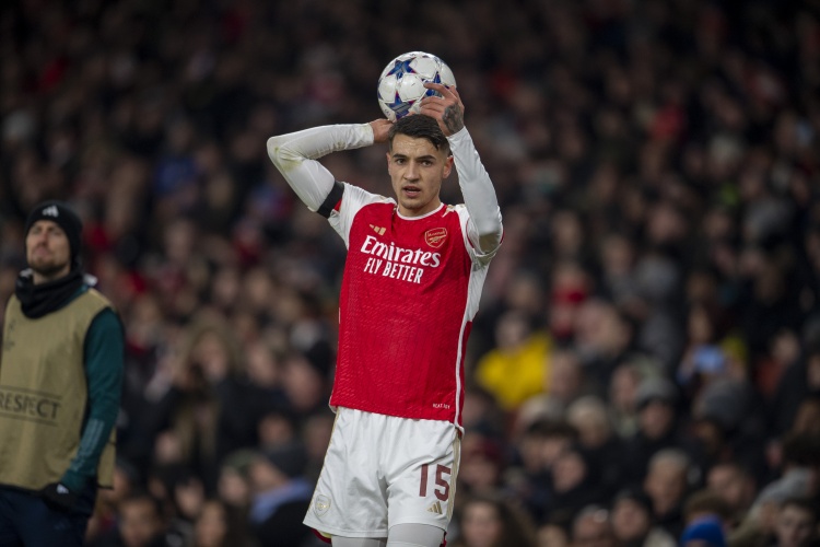 全市場：接替若納坦-塔，勒沃庫森向阿森納咨詢了基維奧爾的信息