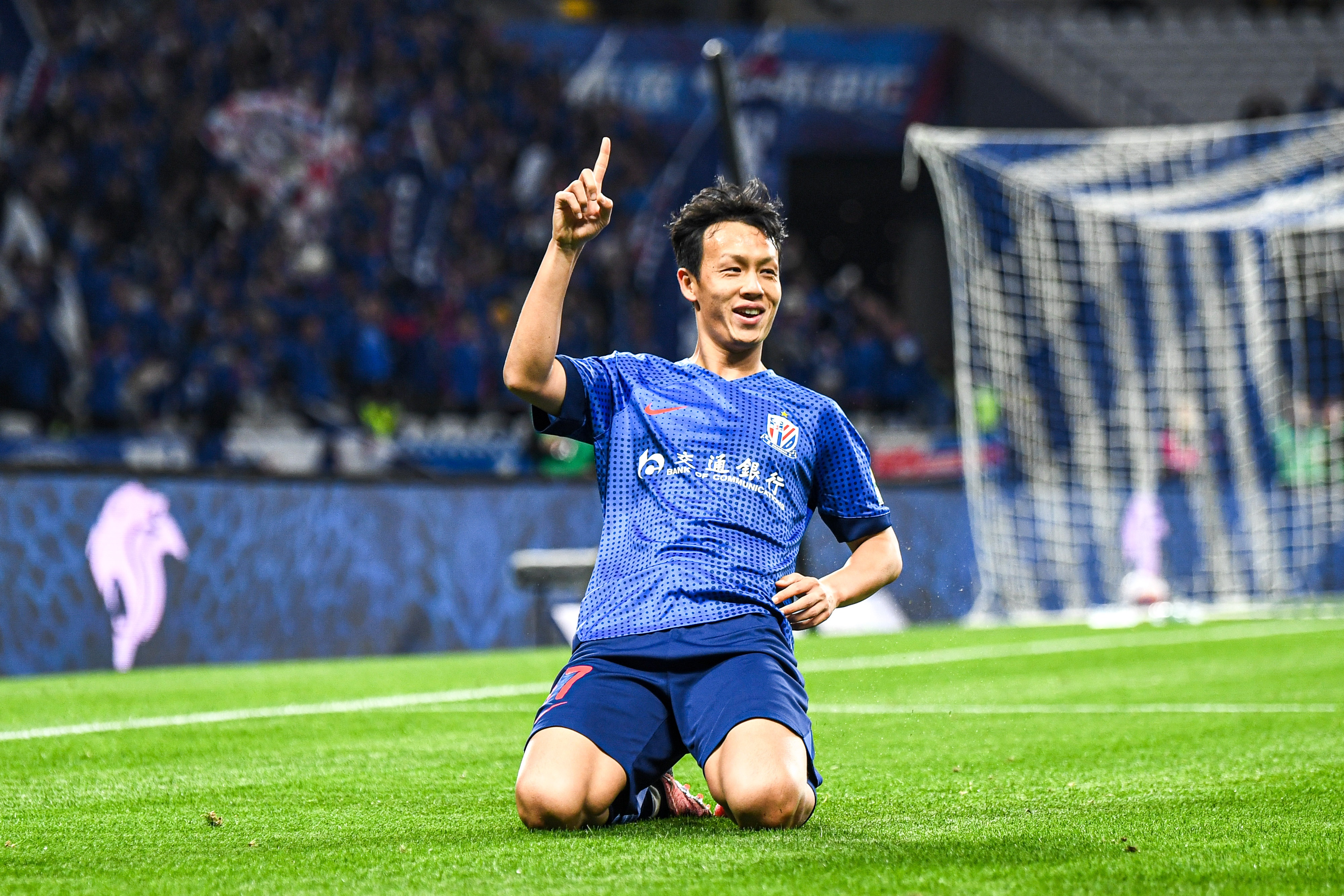 東體：高天意采訪只留下一句“少說多做” 冬訓顯露任意球功底