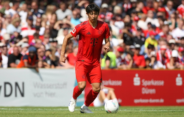 后防再傷一人！拜仁官方：伊藤洋輝跖骨再次骨折 本賽季僅出戰(zhàn)8場