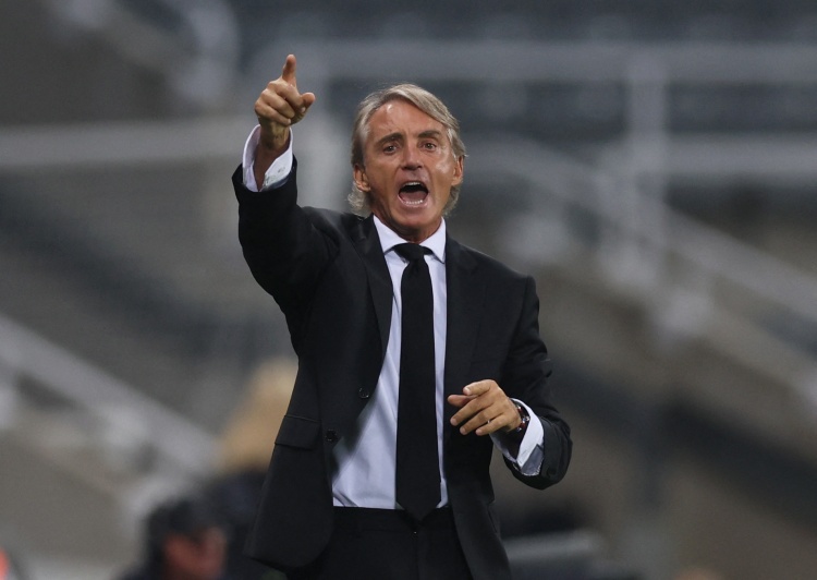 曼奇尼：意大利當(dāng)年奪歐洲杯堪稱奇跡，低水平外援不如本土年輕人