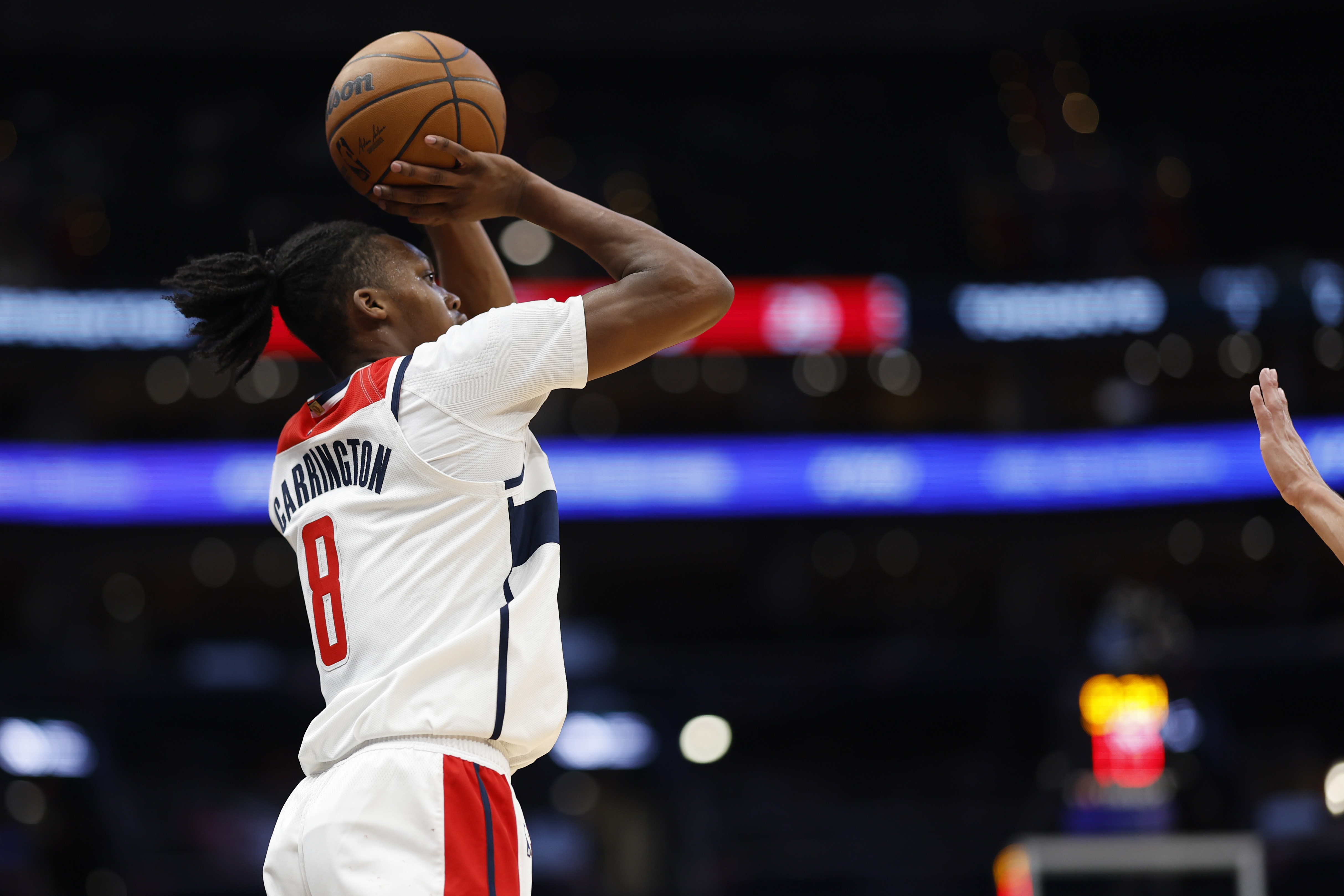 卡林頓本賽季已進113記三分 創造奇才隊史新秀單賽季三分命中紀錄