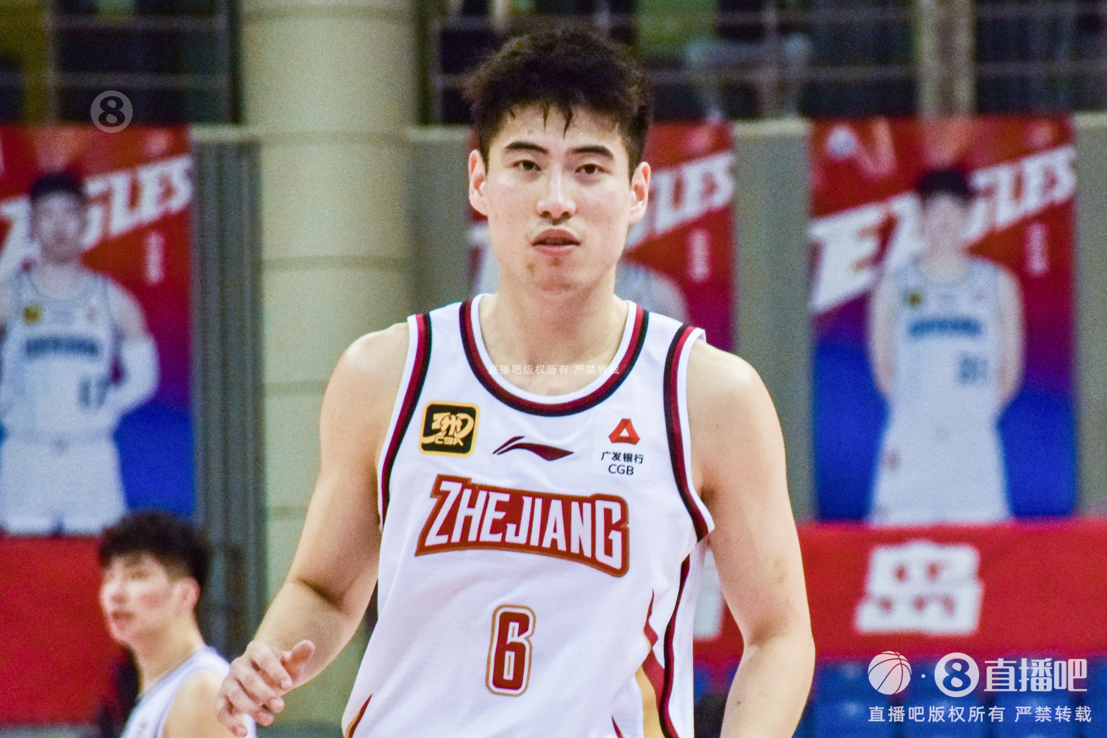 外線彈無虛發！程帥澎半場5中4&三分3中3砍下13分2助攻