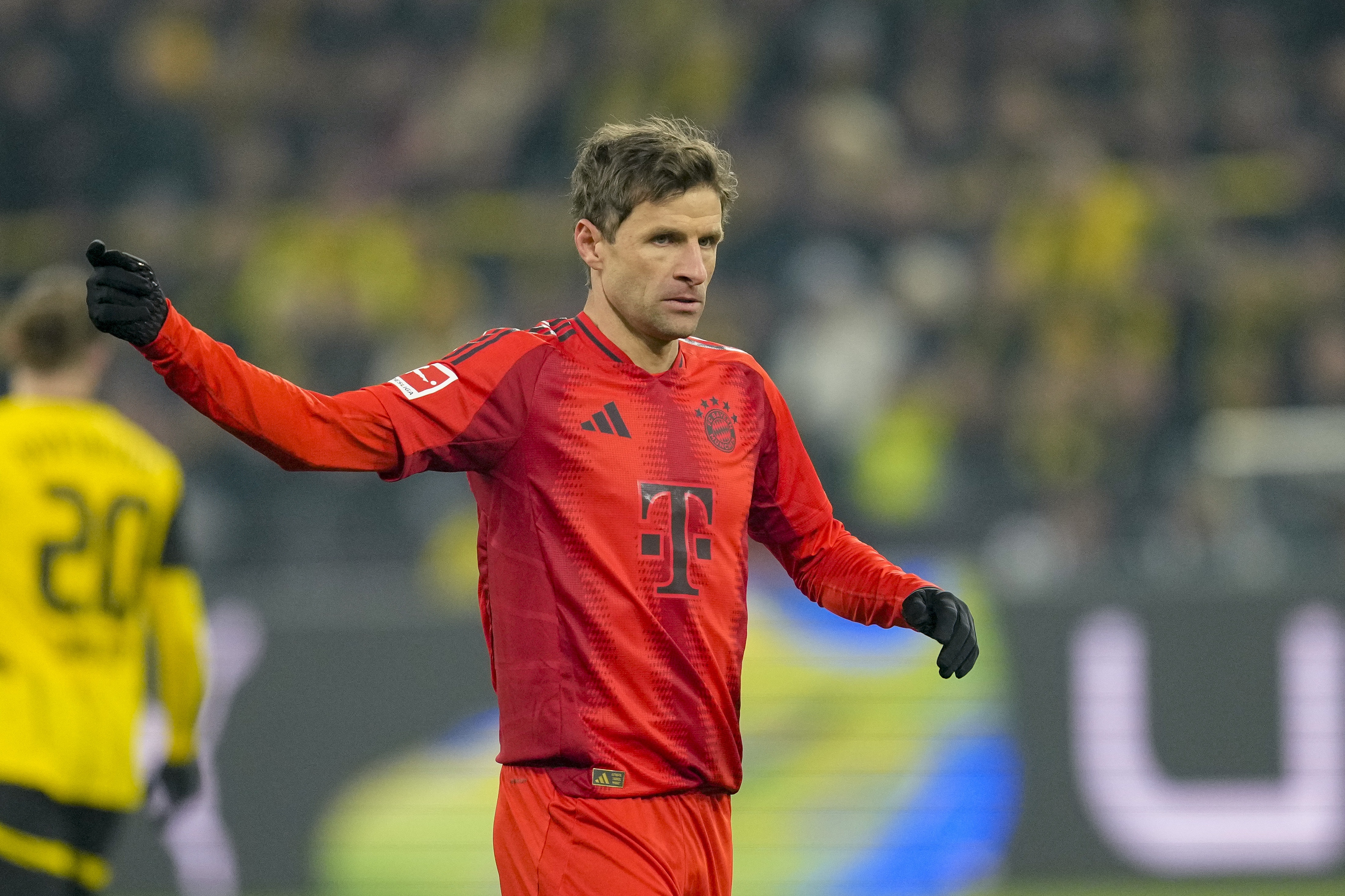 法爾克：穆勒對拜仁未提供續約合同感到意外，他本想繼續留隊一年