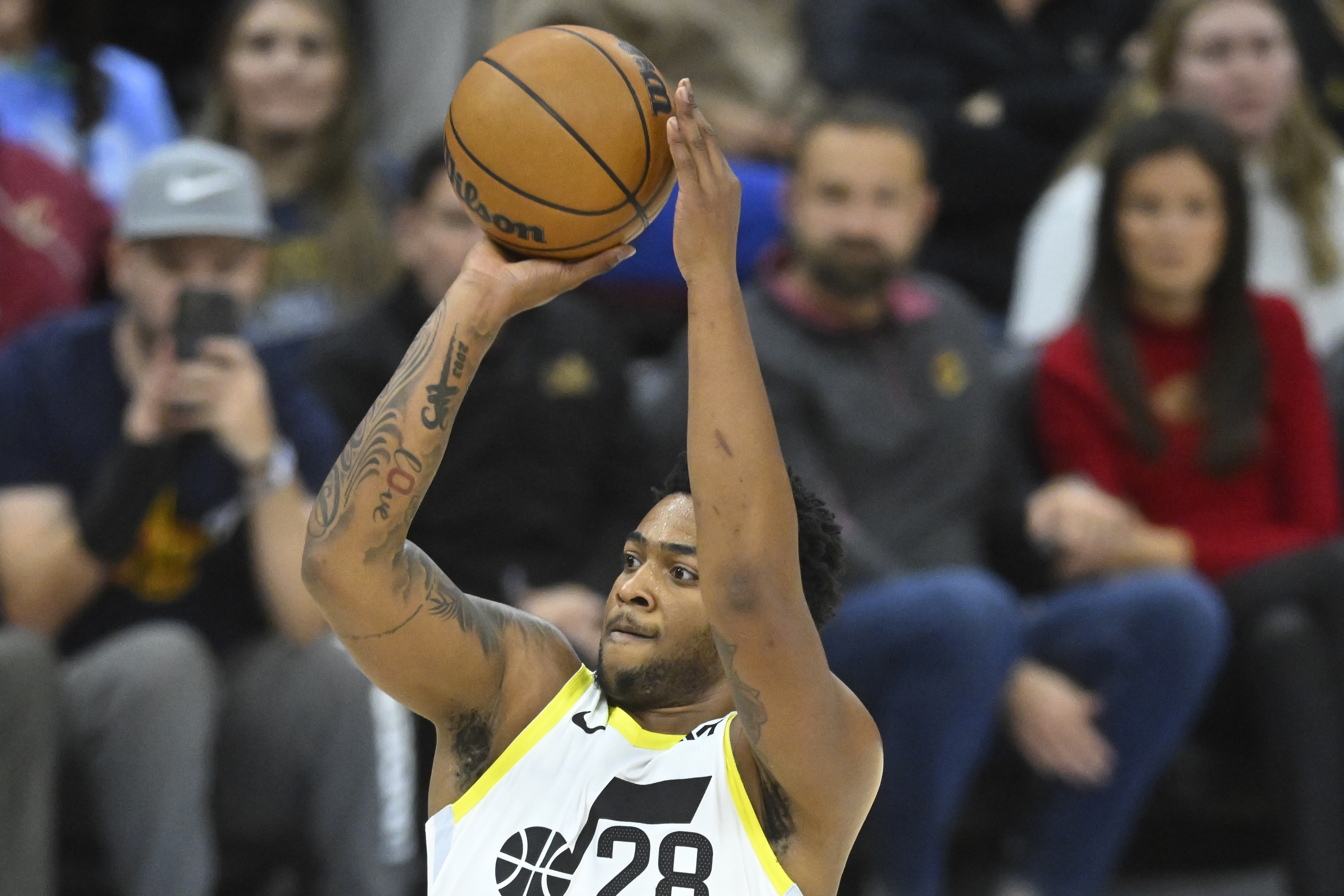 替補兇猛！半場森薩博4記三分砍12分 基昂特-喬治6中3拿11分5助