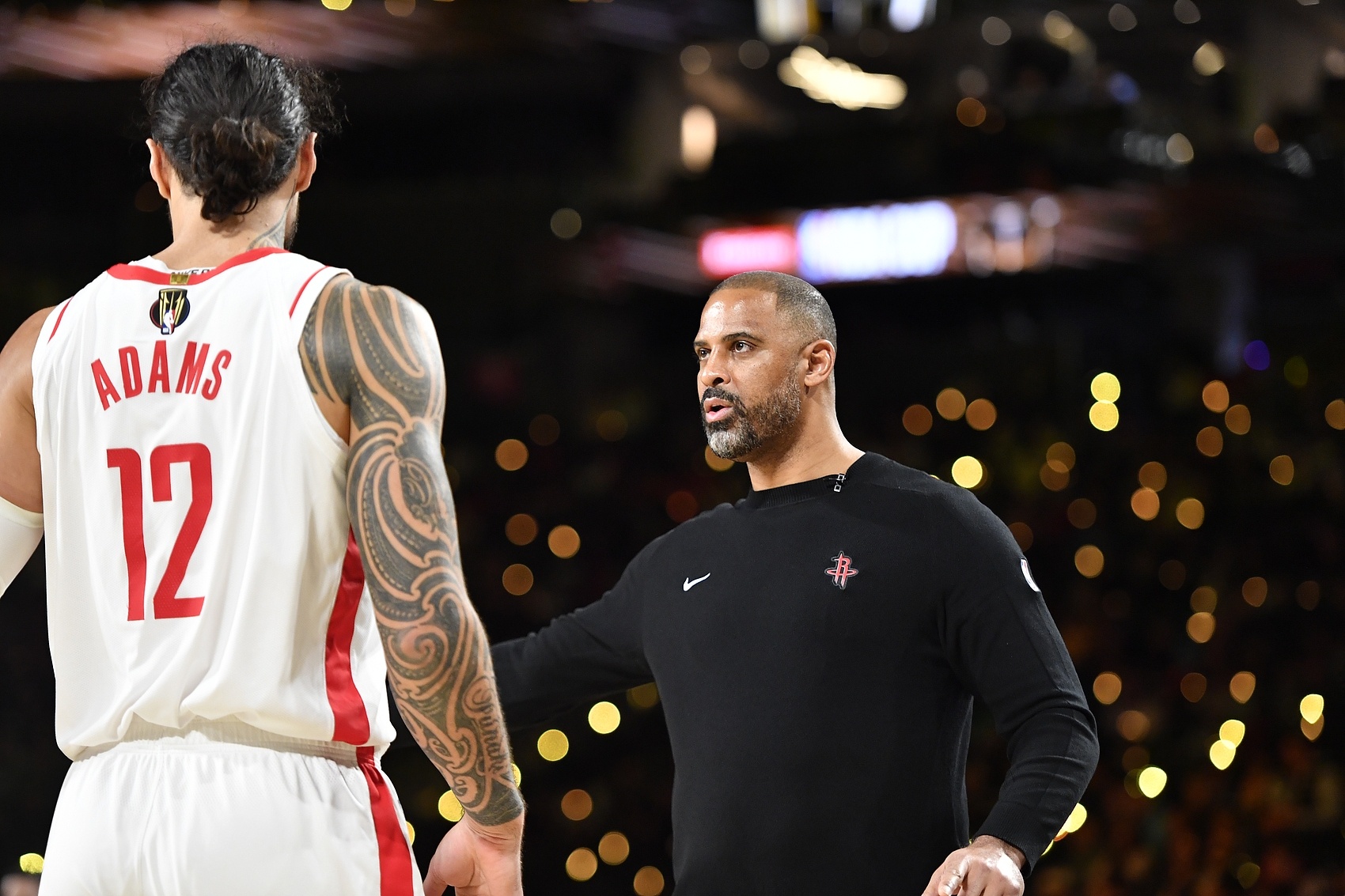 烏度卡：我們下半場(chǎng)不用派亞當(dāng)斯上場(chǎng) 他明日預(yù)計(jì)能夠出戰(zhàn)湖人