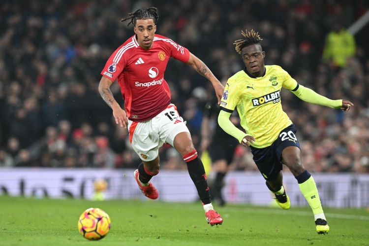 曼晚：約羅完成傷病康復(fù)&恢復(fù)完整訓(xùn)練 對陣森林很可能首發(fā)出戰(zhàn)