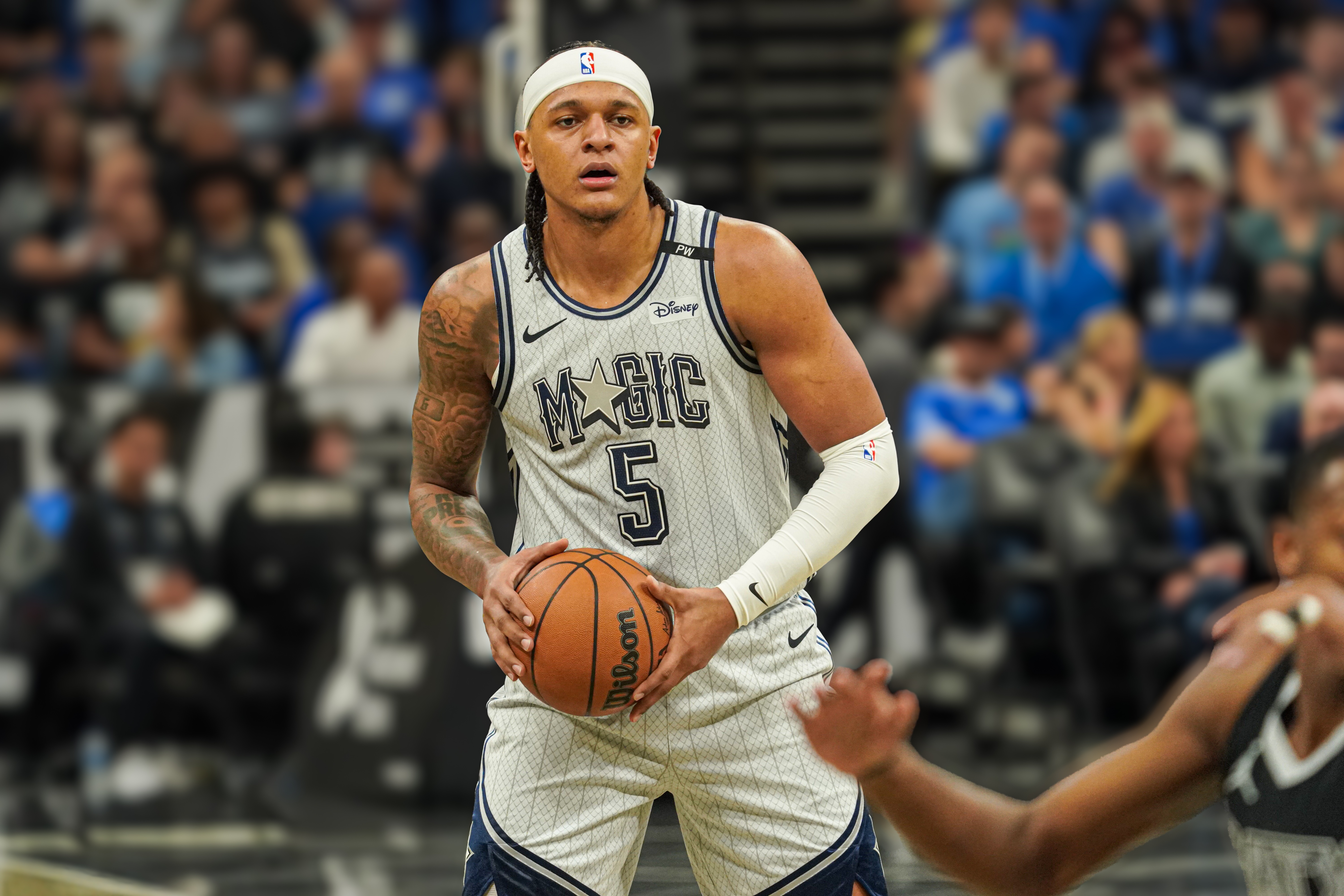 班凱羅：末段防守很棒歸功于球隊后衛 他們讓三球打得很艱難