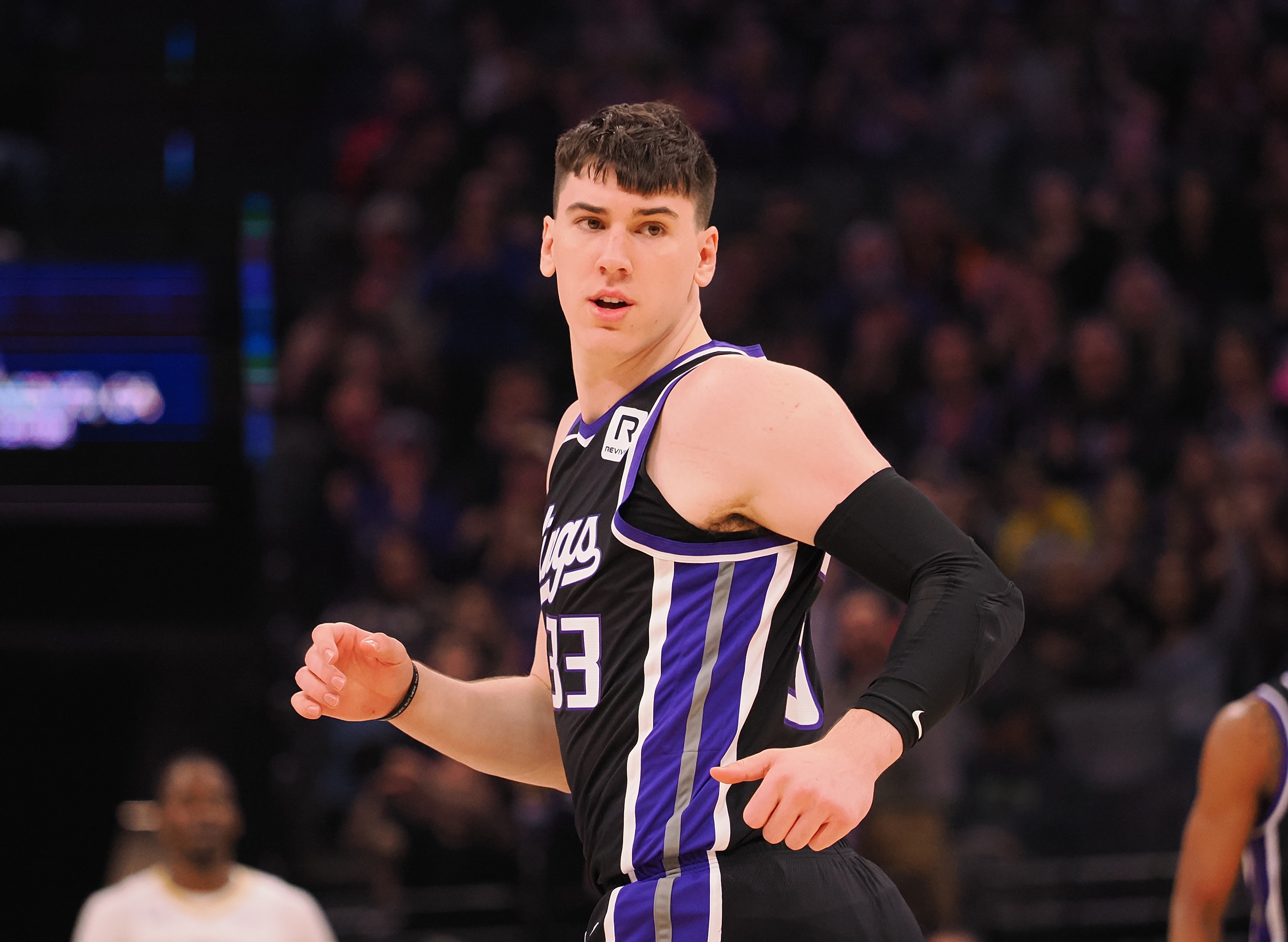 Scotto：國王前鋒拉拉維亞遭遇骨挫傷 7至10天后重新評估