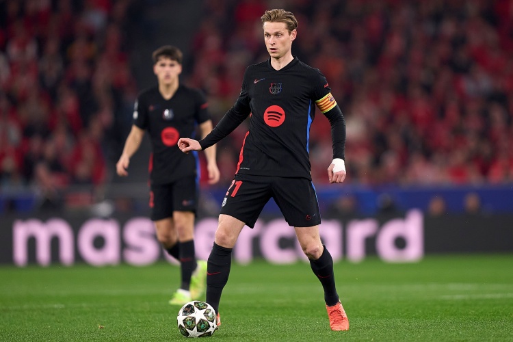 每體：巴薩效仿阿勞霍方式嘗試續約德容，加入8000萬歐解約金條款