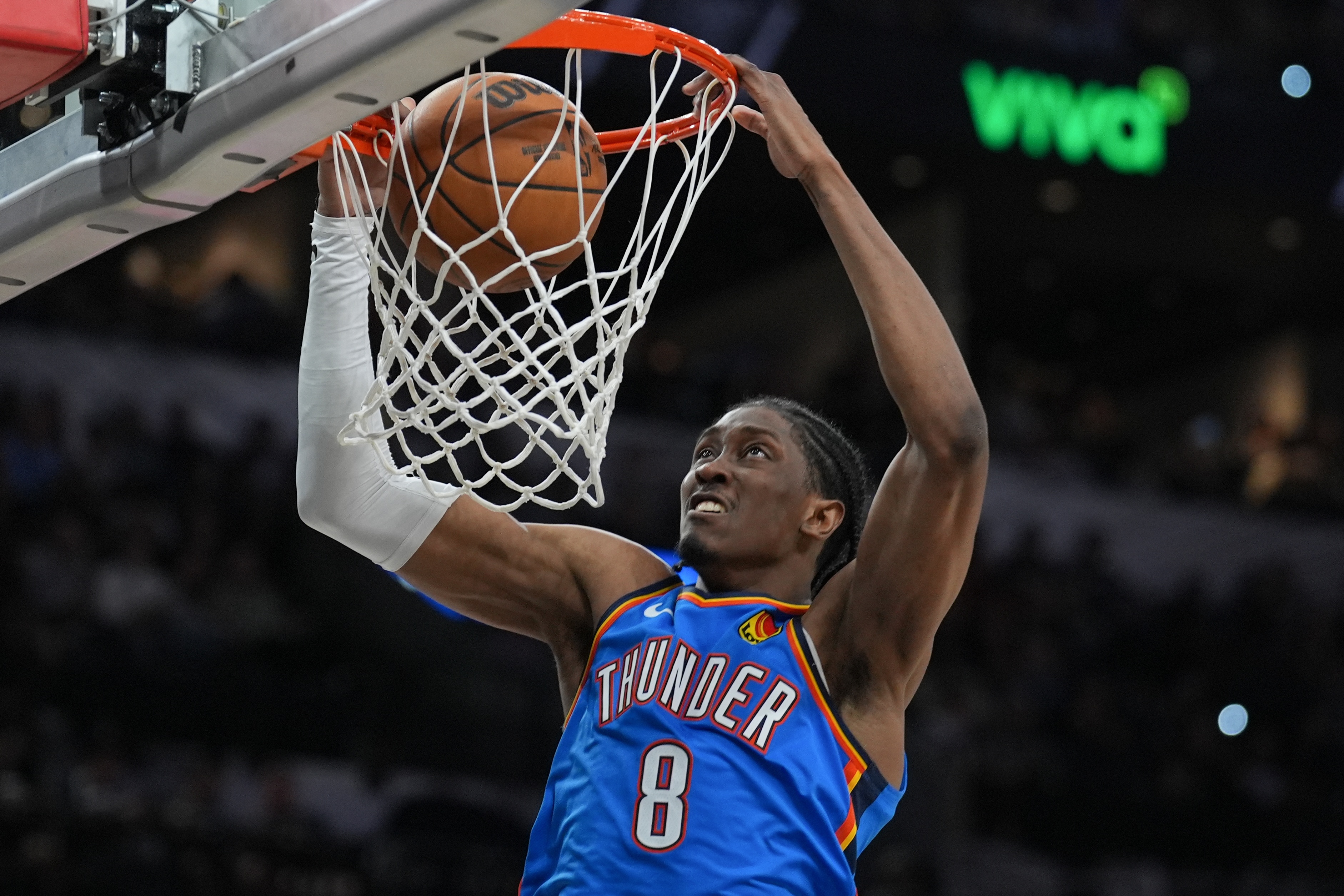 兩度帶隊掀起攻勢！杰倫威14中7拿18分6助&第三節10分 正負值+10