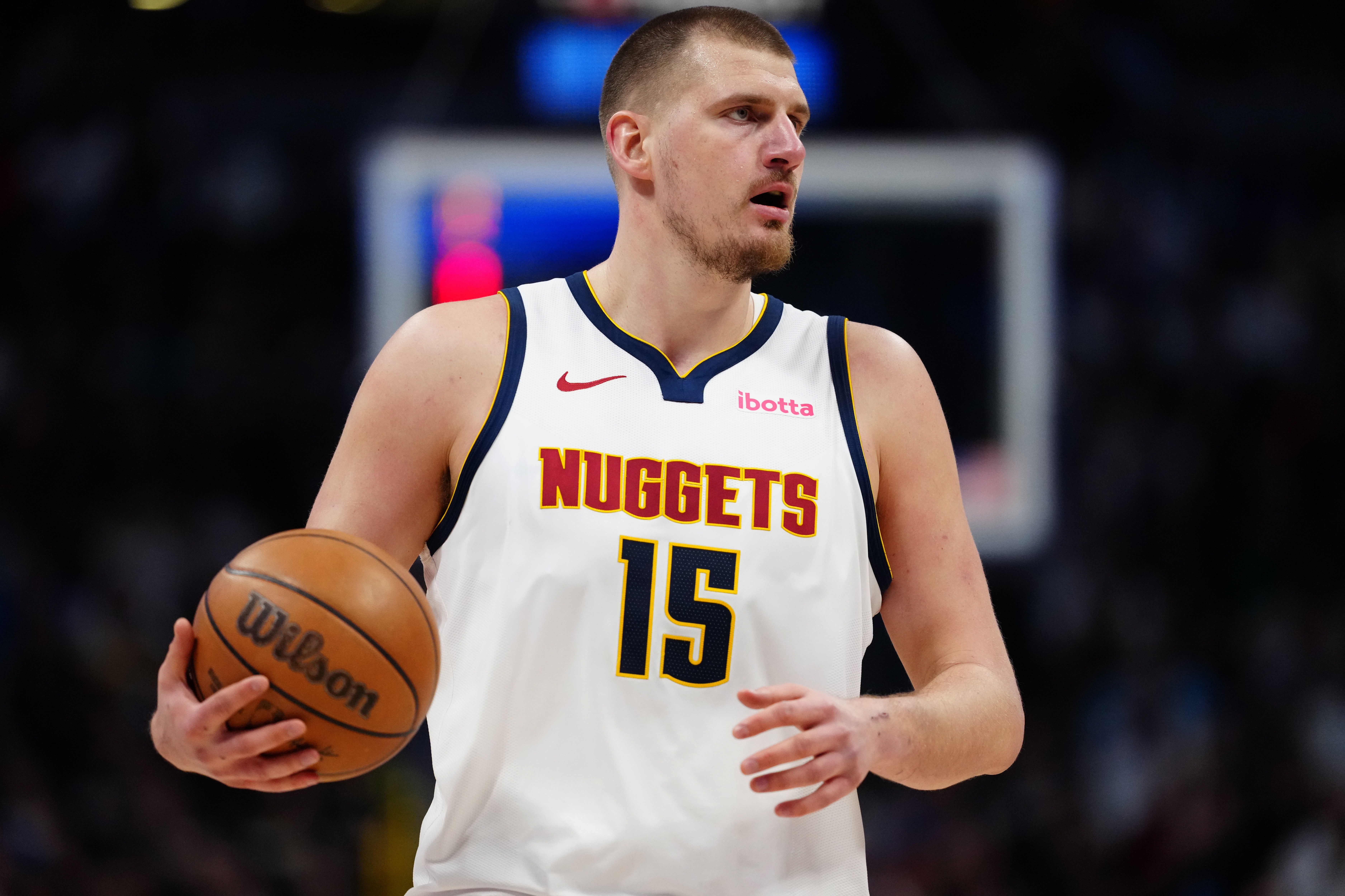 馬龍談約基奇復出：他仍然有傷 但一如既往很高效和統治比賽