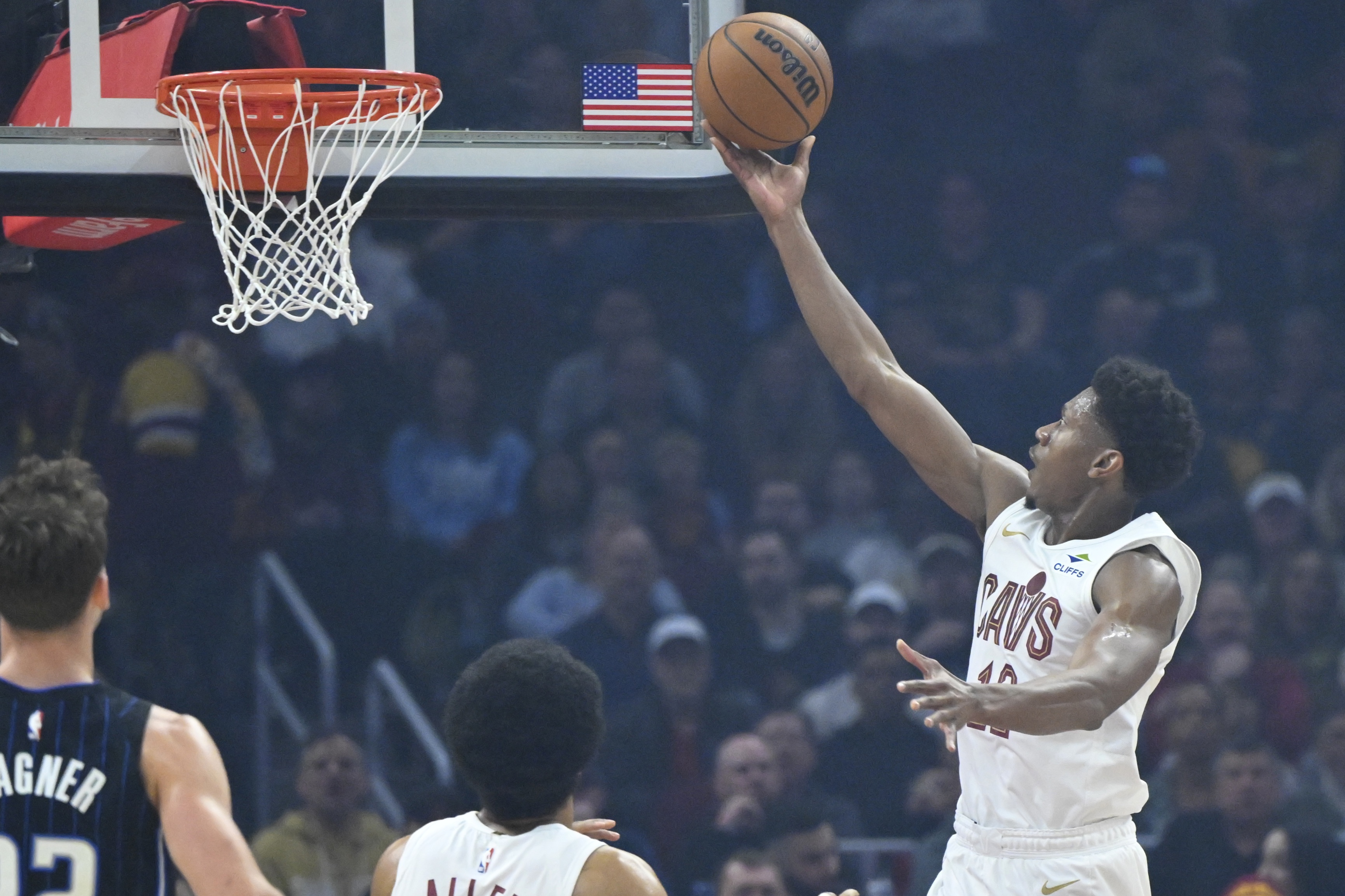 替補火力！亨特9中4拿到10分3助 正負值+11