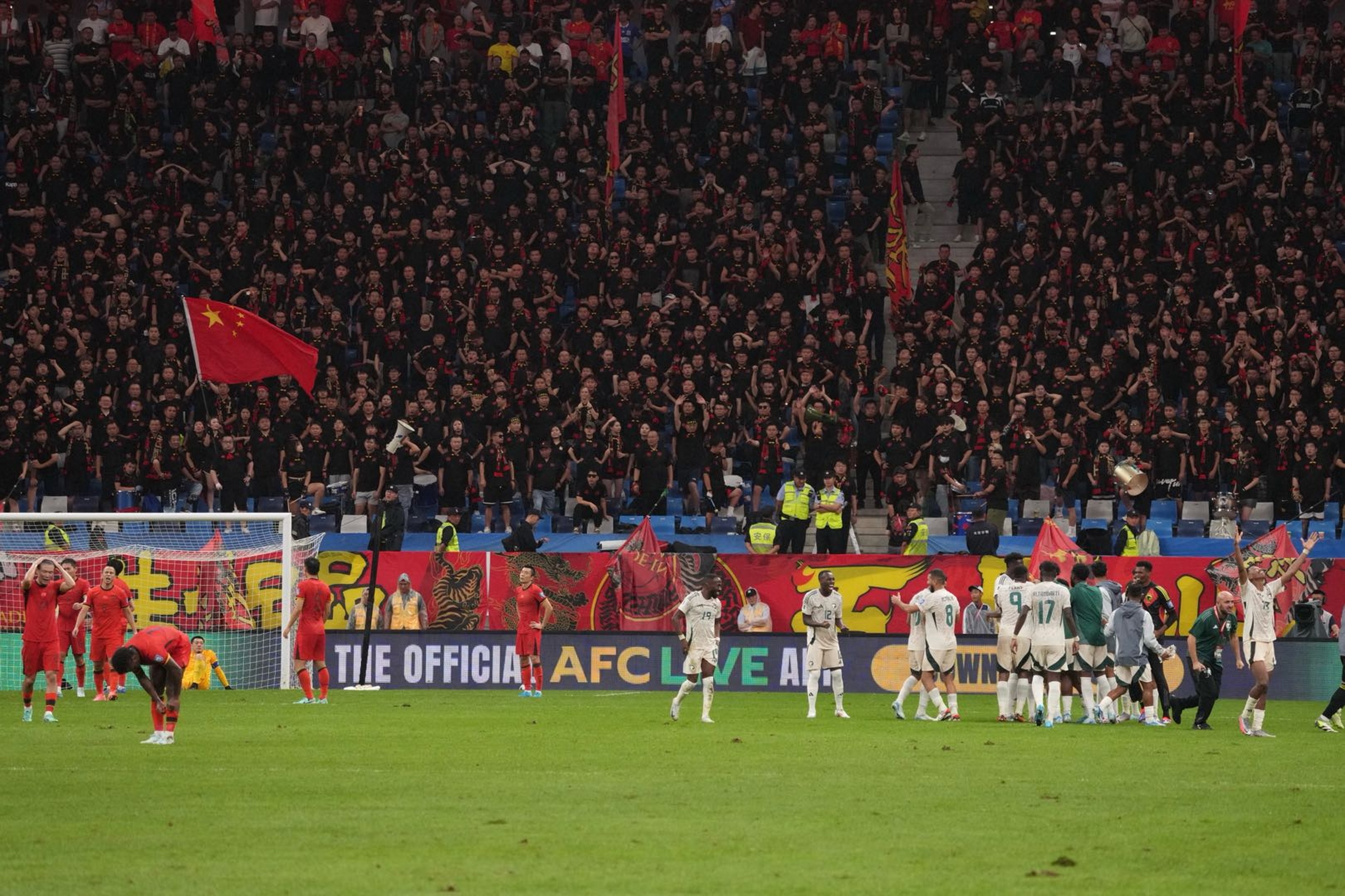 北青體育：足協有望于4月初公布國足vs巴林比賽場地 重慶態度積極