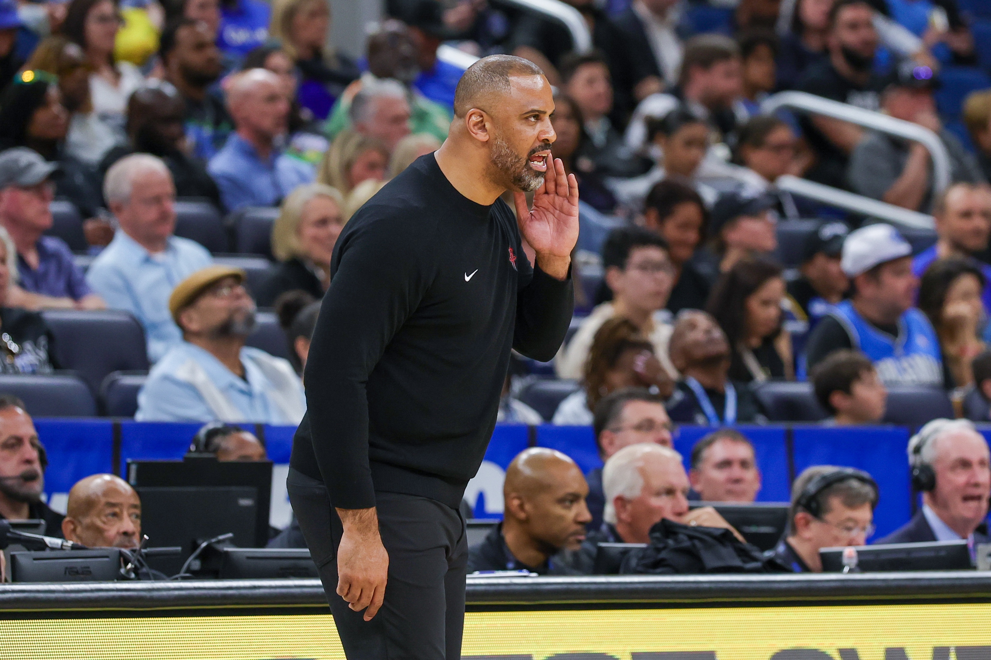 楊毅：火箭首節末擺出經典死亡五大 烏度卡天王蓋地虎真有想象力