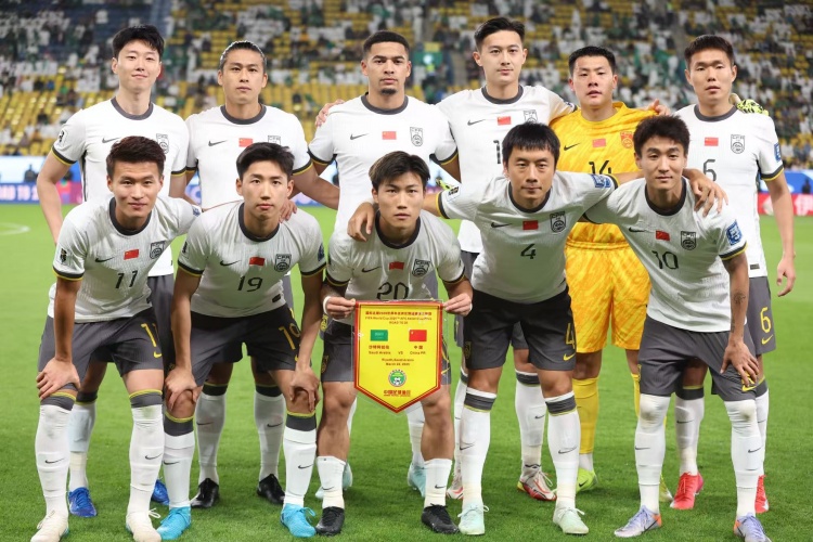 趙鵬：不能出了問題逮住一個人去噴，對中國足球要多一些包容心