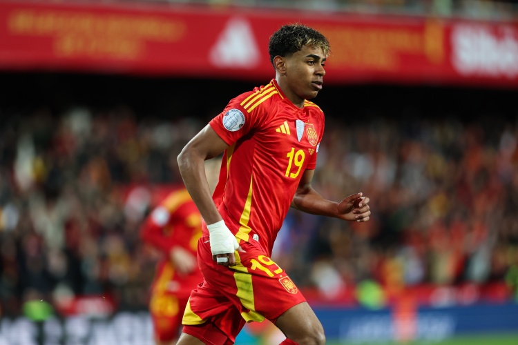 巴薩球員國際比賽日出場時(shí)間：孔德210分鐘、亞馬爾186分鐘