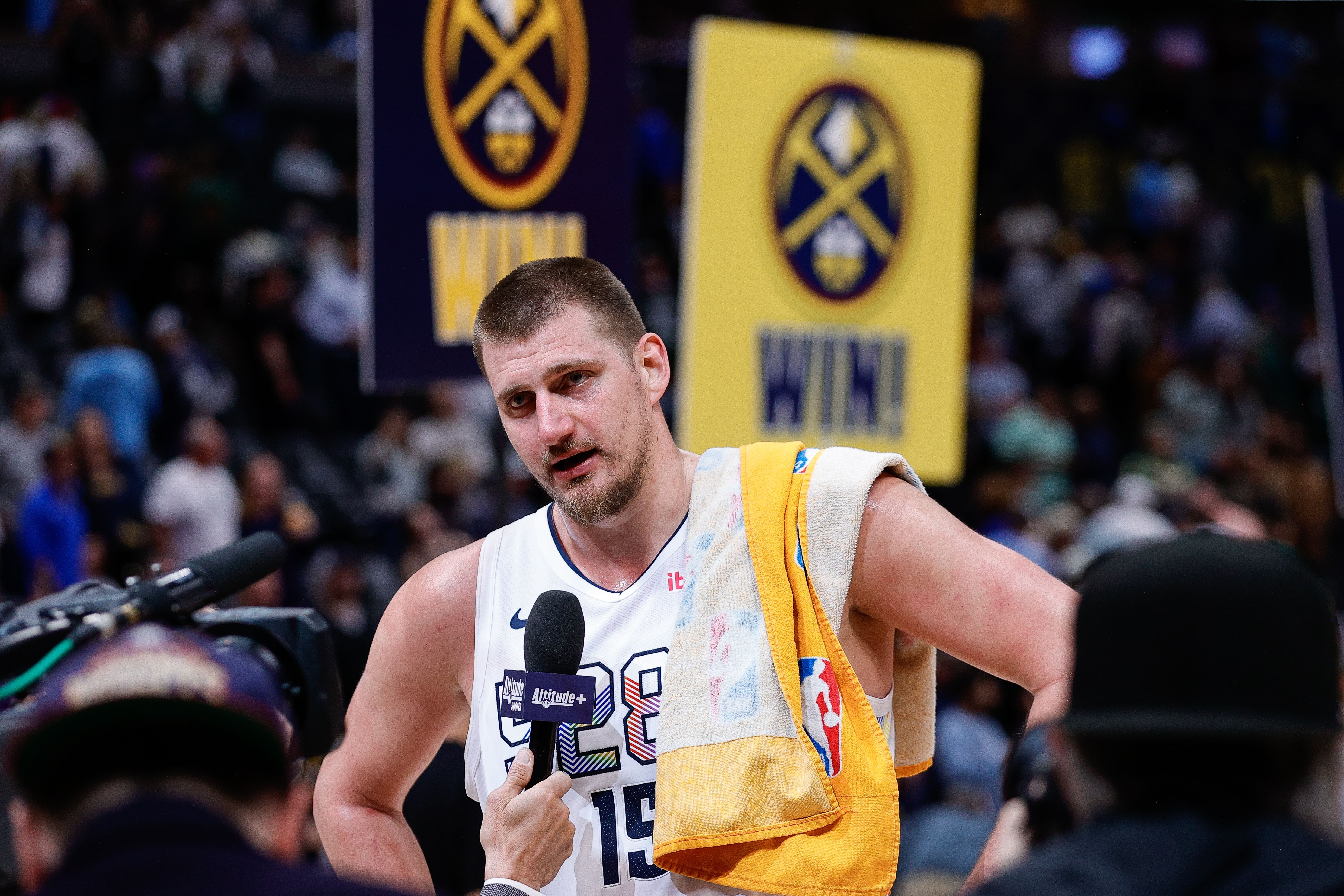 魔術師：約基奇絕妙傳球讓我想當年 他和字母哥是NBA現役最強