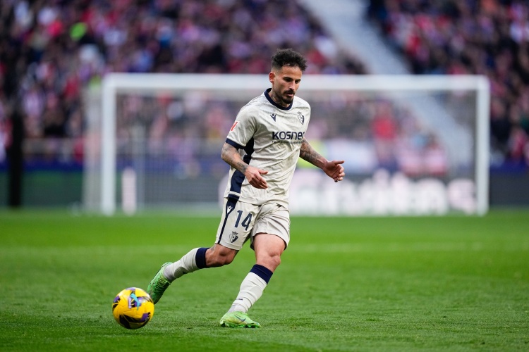 奧薩蘇納中場：各個方面都被巴薩碾壓了，球隊的心態(tài)出了問題